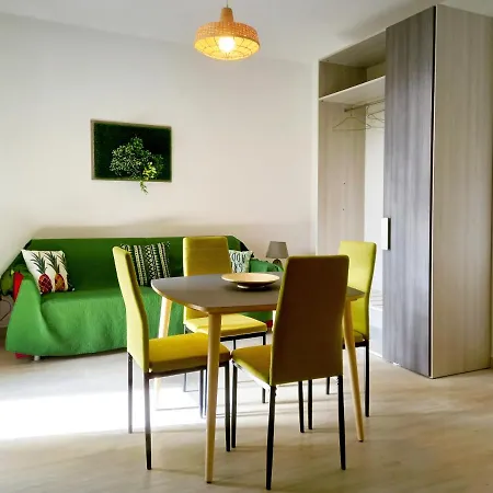 I Minnulareddi 게스트하우스 지아르디니낙소스